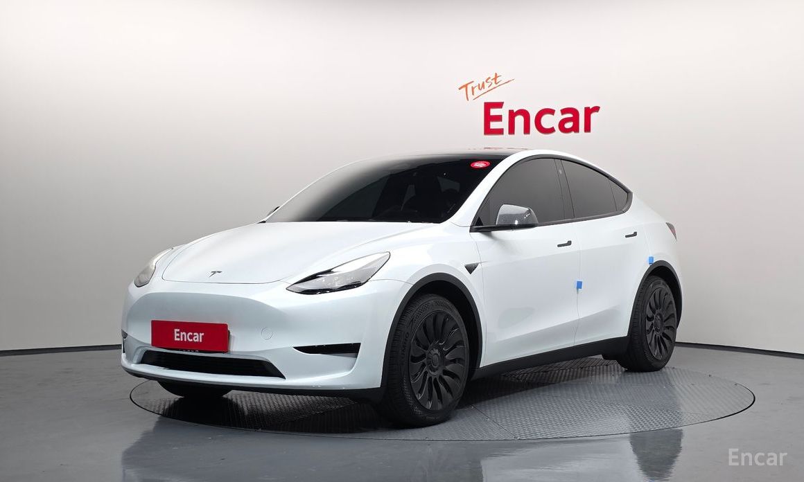 Tesla Model Y 2023
