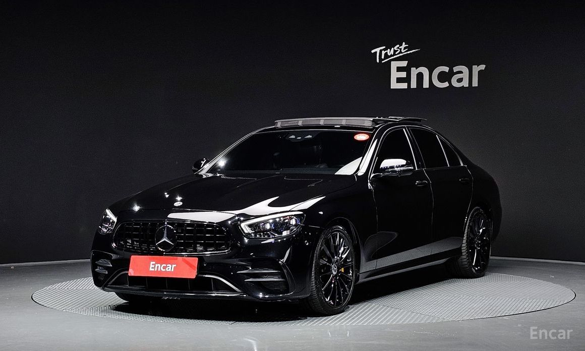 Mercedes-Benz E-Class 2022