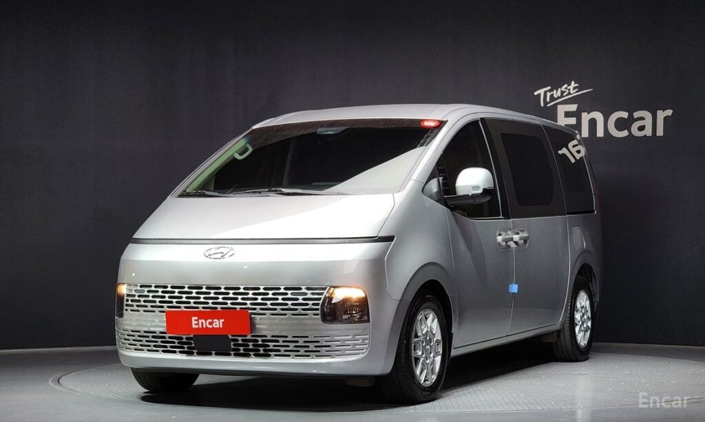 Hyundai Staria 2022