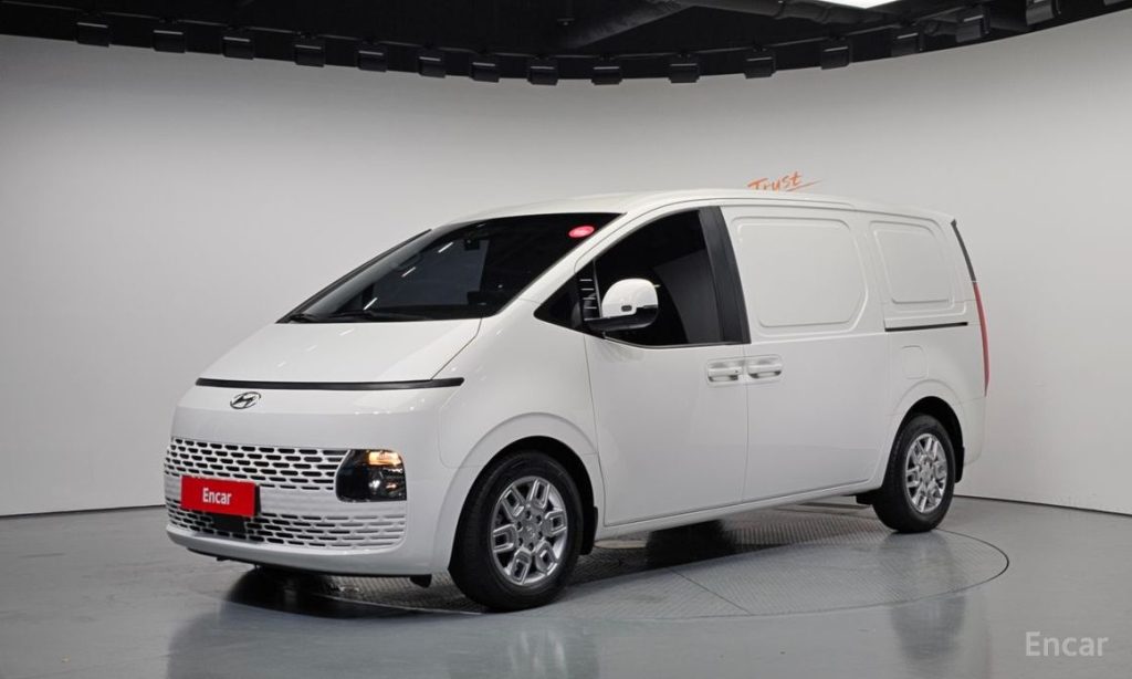 Hyundai Staria 2022