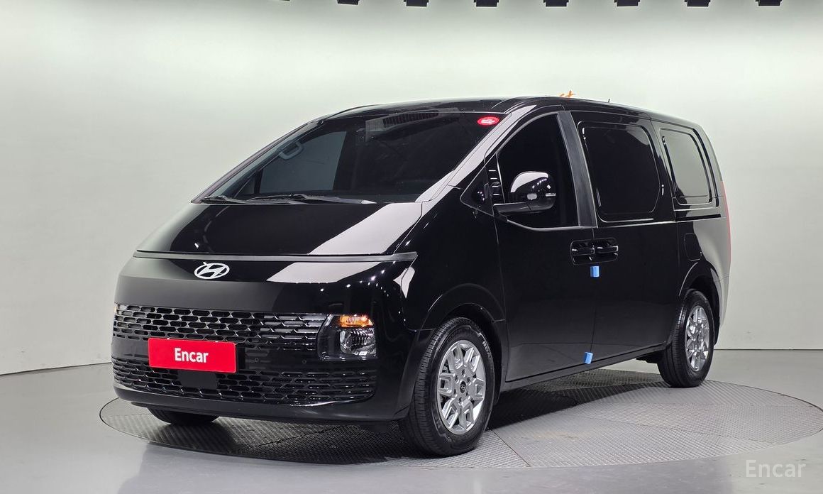 Hyundai Staria 2025