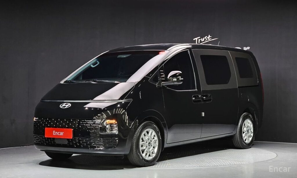Hyundai Staria 2025