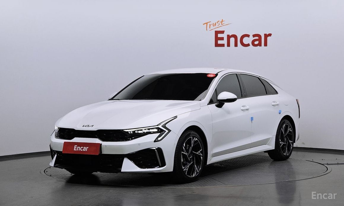 Kia K5 2025
