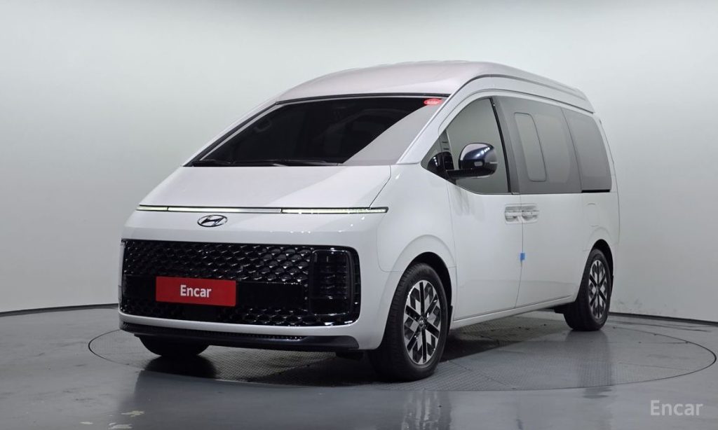 Hyundai Staria 2024