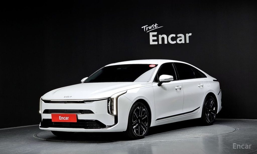 Kia K8 2025