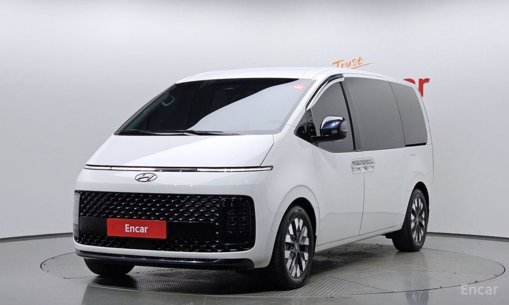Hyundai Staria 2024