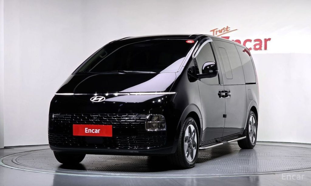 Hyundai Staria 2025
