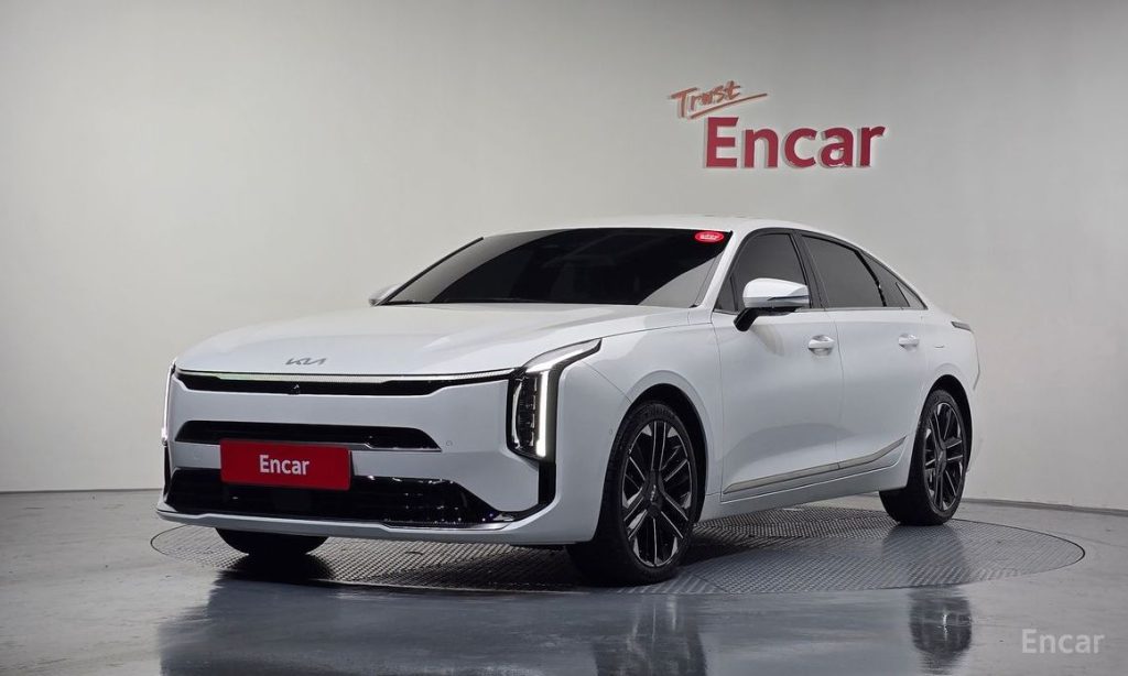 Kia K8 2025