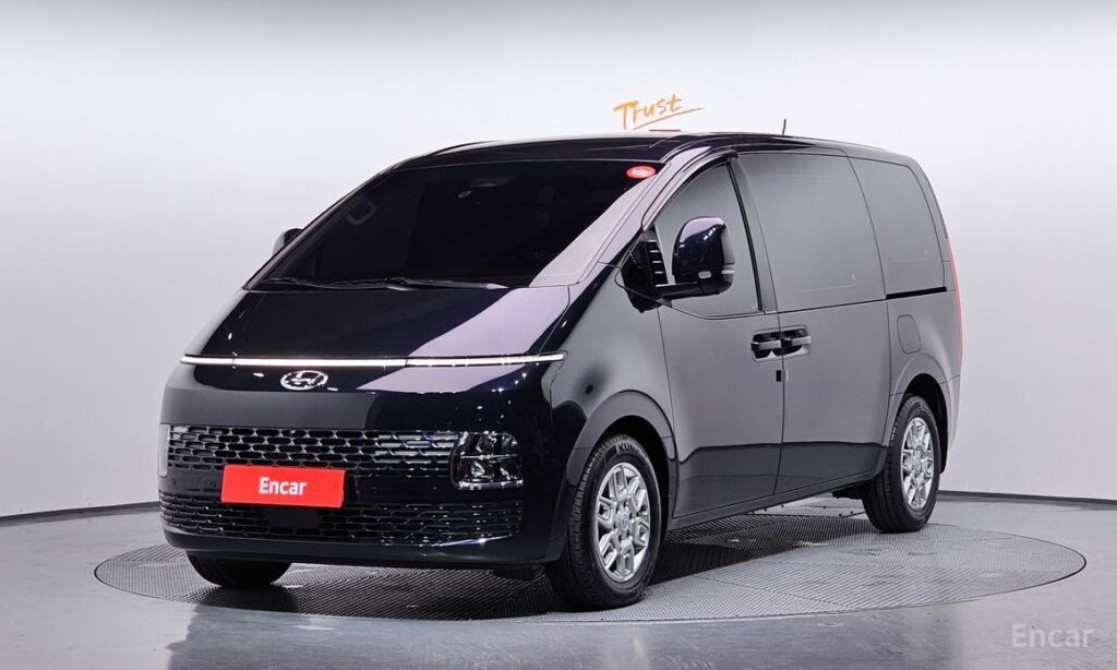 Hyundai Staria 2024