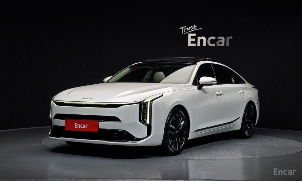 Kia K8 2025