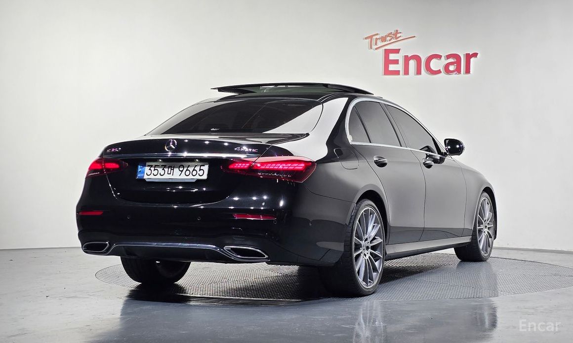 Mercedes-Benz E-Class 2021