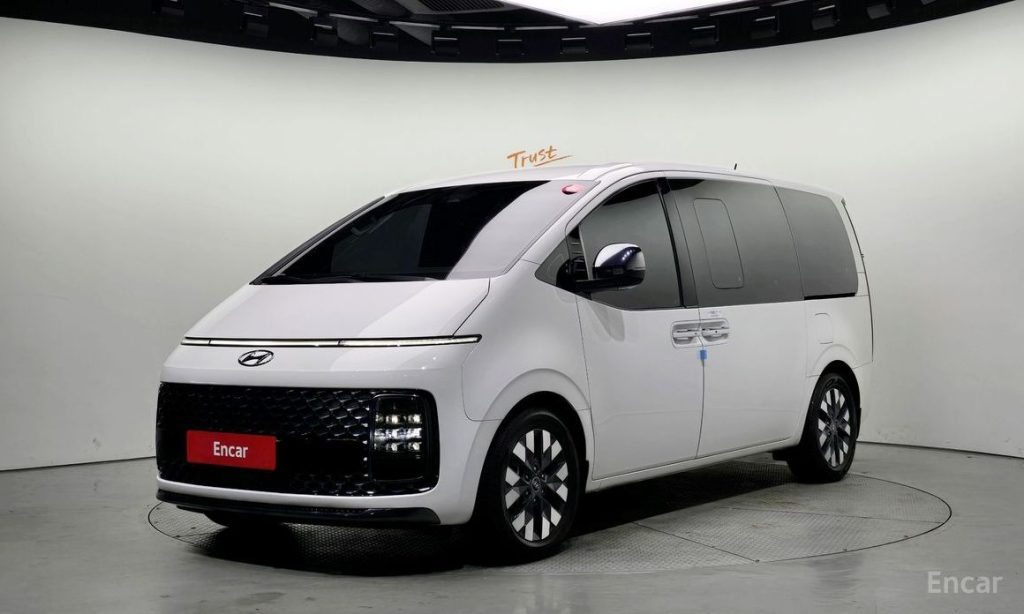Hyundai Staria 2022