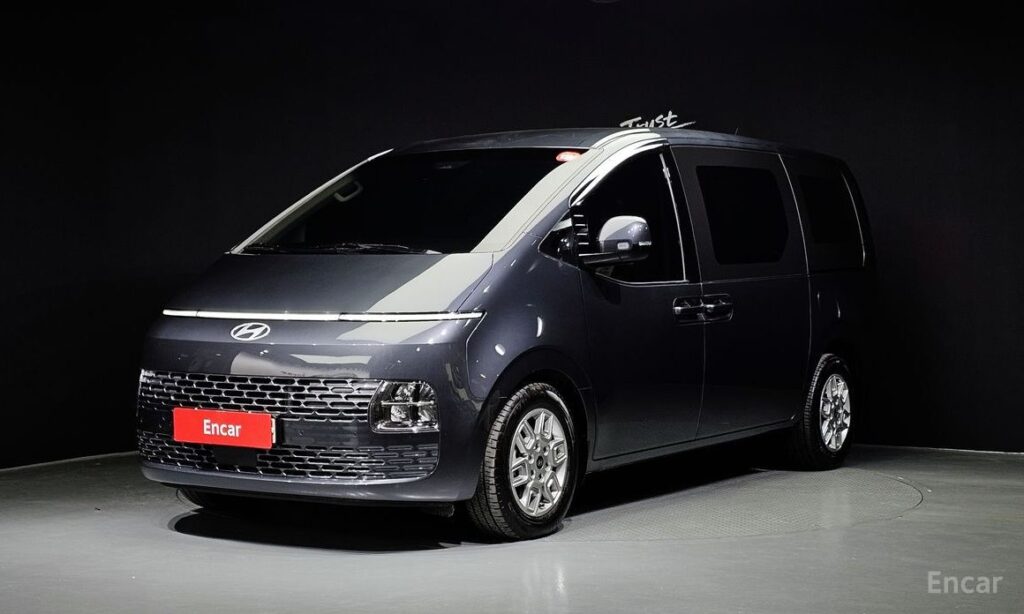 Hyundai Staria 2025