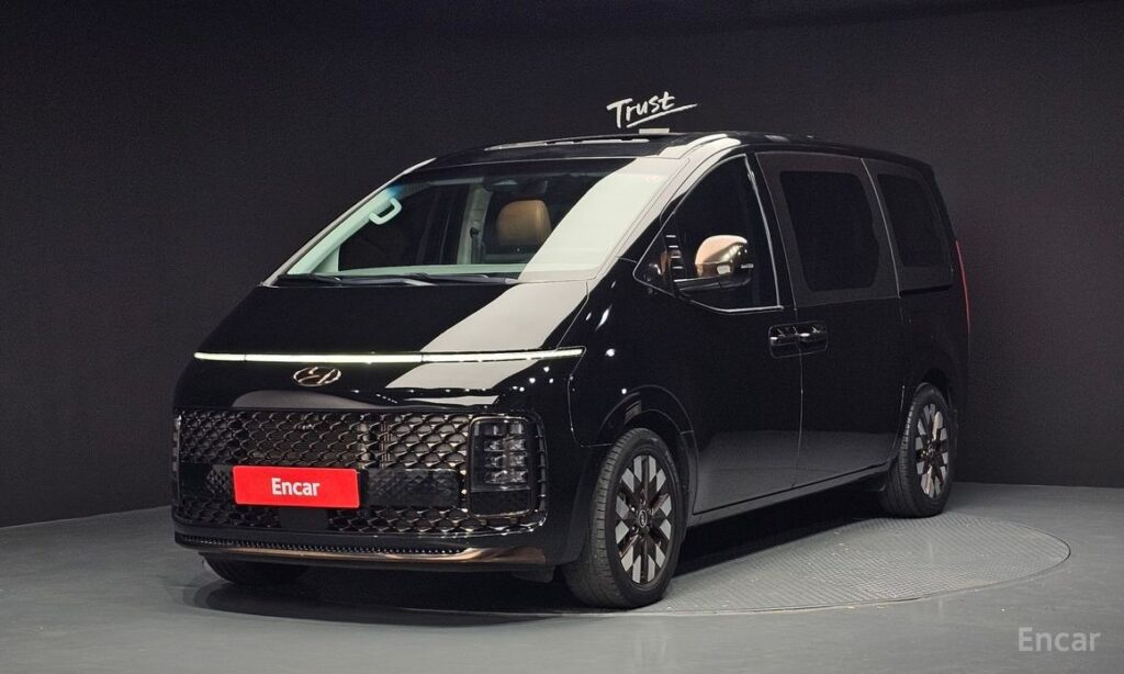 Hyundai Staria 2023