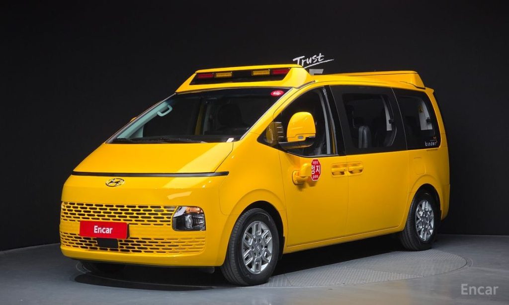 Hyundai Staria 2024