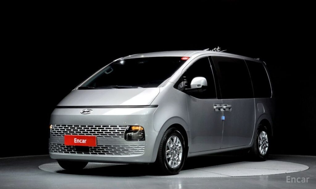 Hyundai Staria 2022