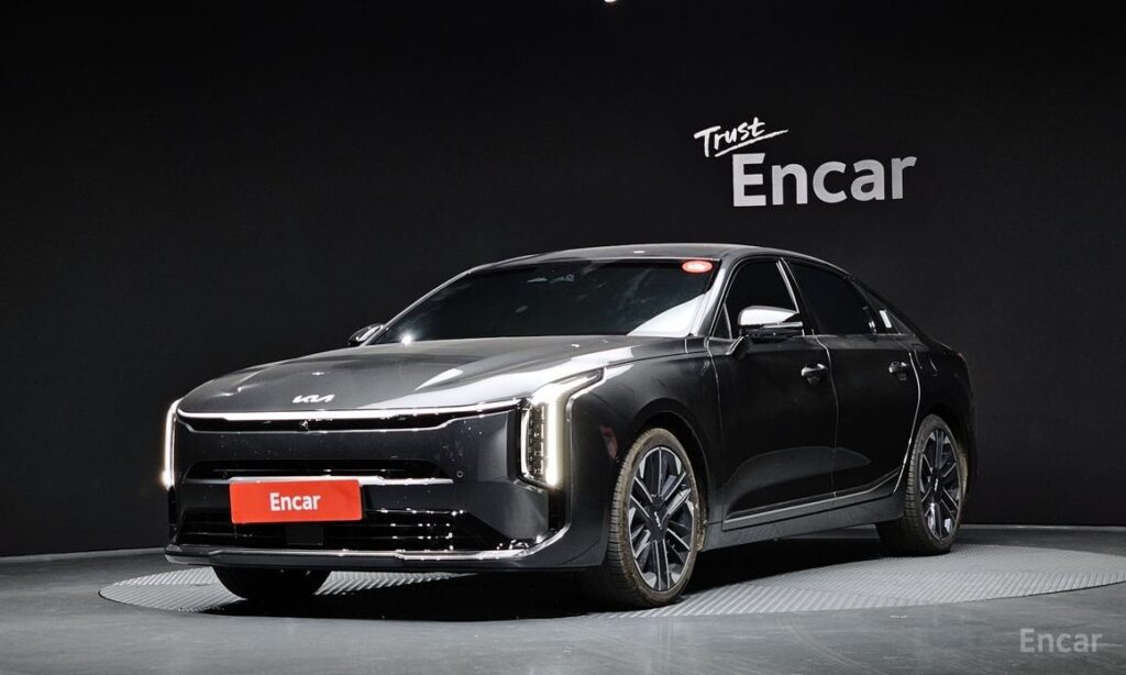Kia K8 2025