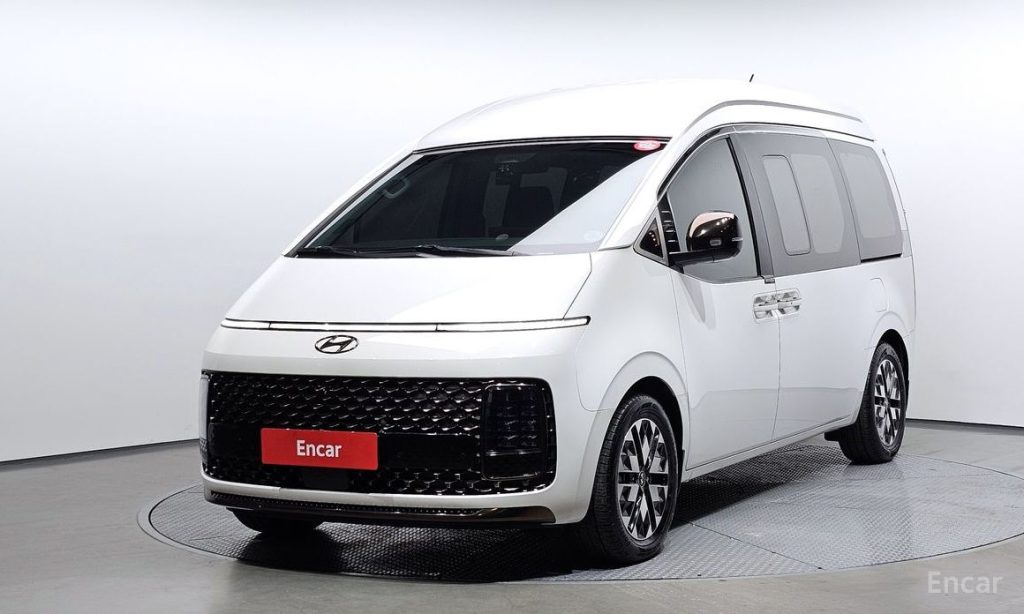Hyundai Staria 2022