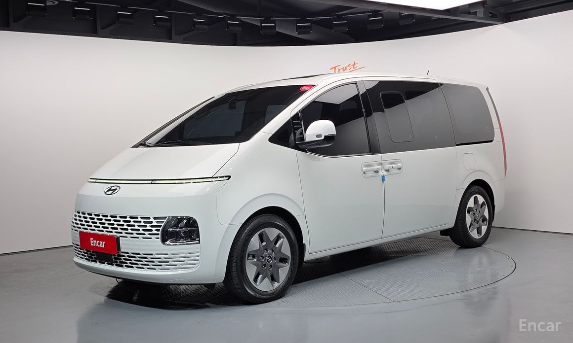 Hyundai Staria 2023