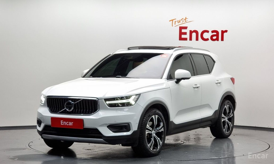Volvo XC40 2021