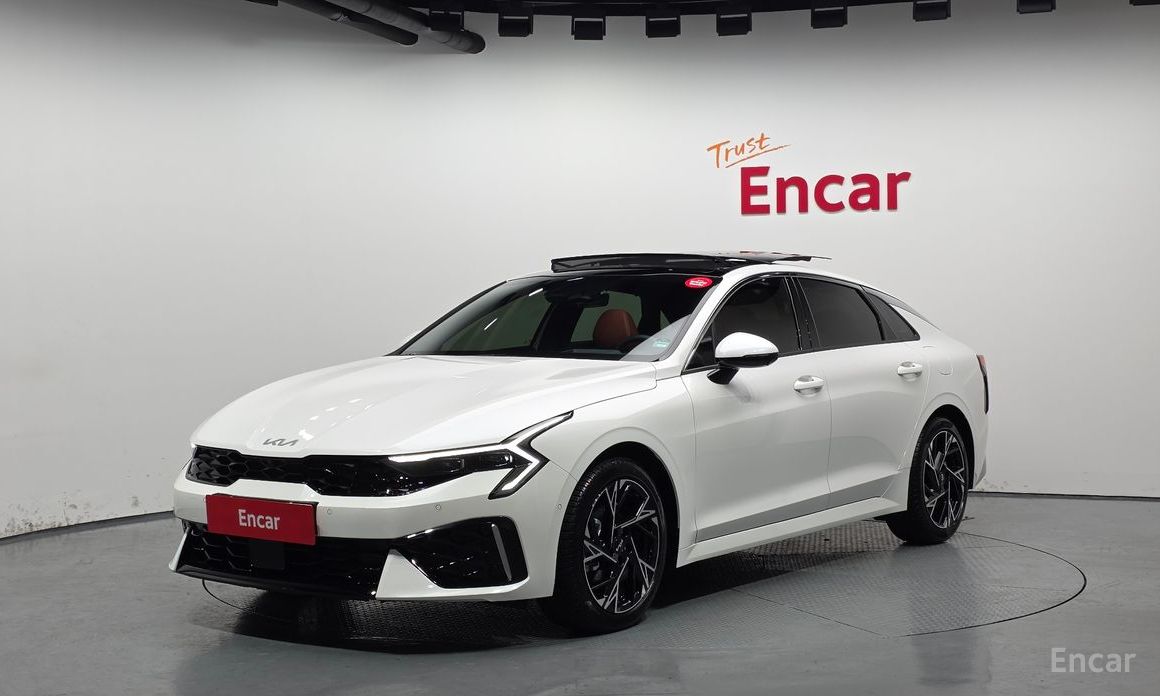 Kia K5 2025