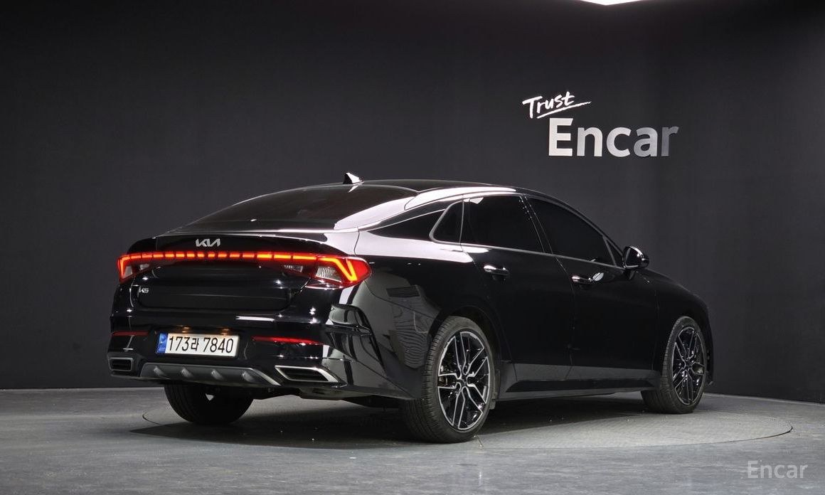 Kia K5 2023