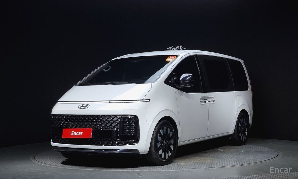 Hyundai Staria 2025