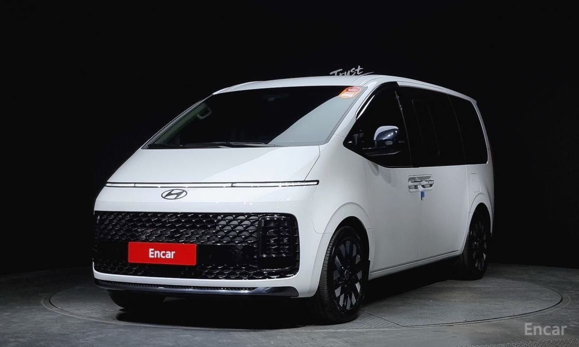 Hyundai Staria 2025