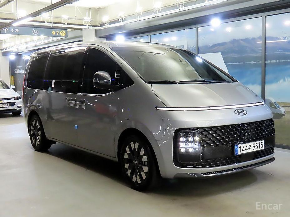Hyundai Staria 2023