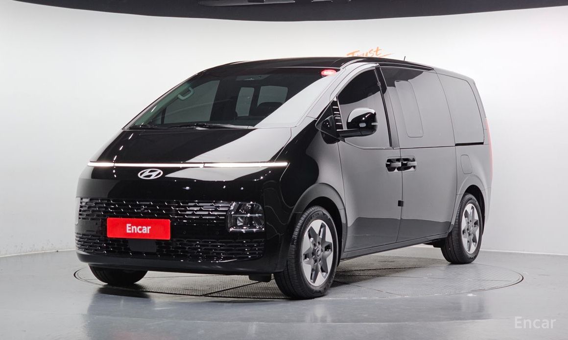 Hyundai Staria 2025