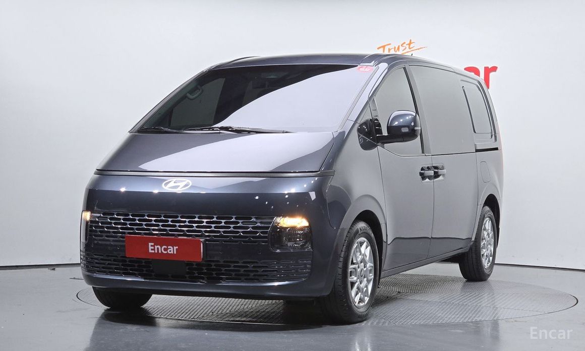 Hyundai Staria 2025