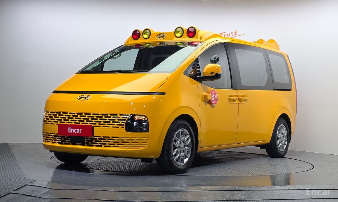 Hyundai Staria 2024