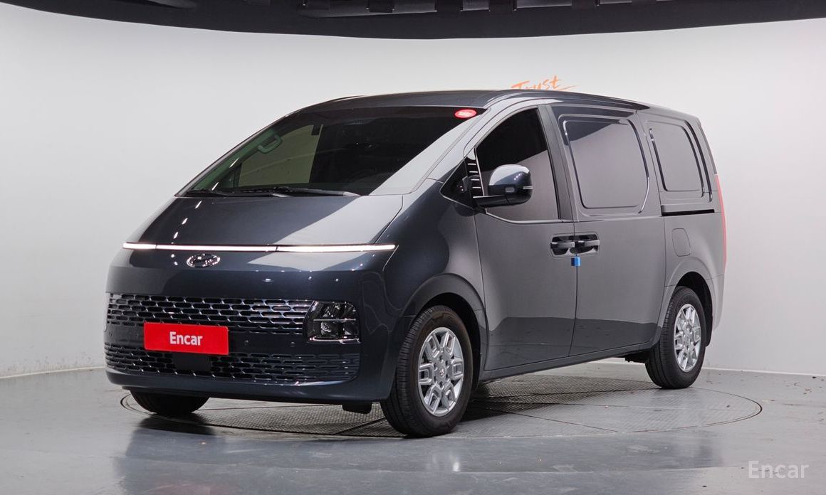 Hyundai Staria 2023
