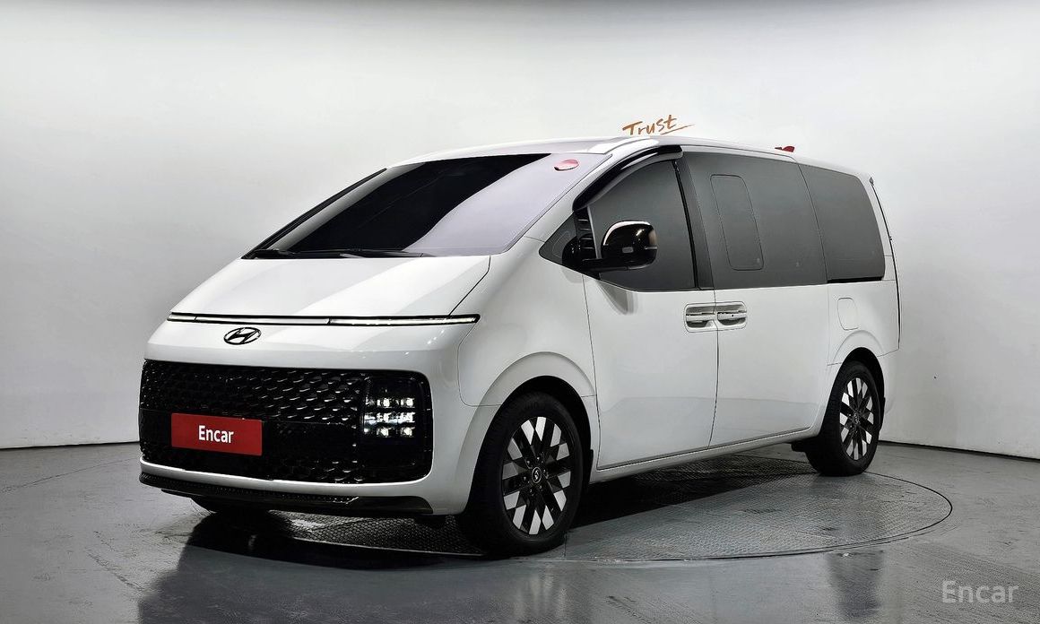 Hyundai Staria 2024