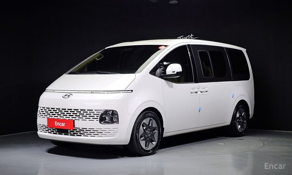 Hyundai Staria 2022