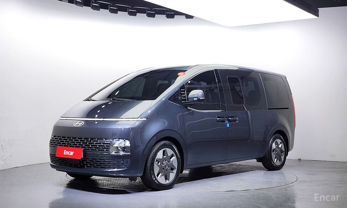 Hyundai Staria 2025