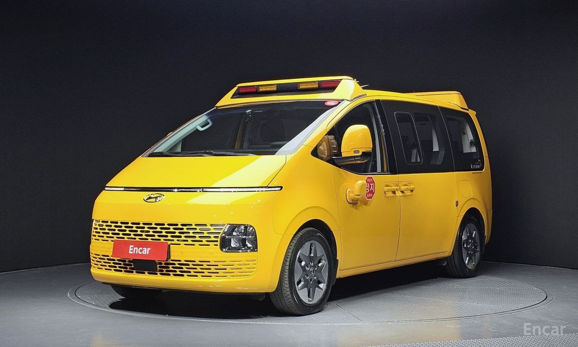 Hyundai Staria 2024