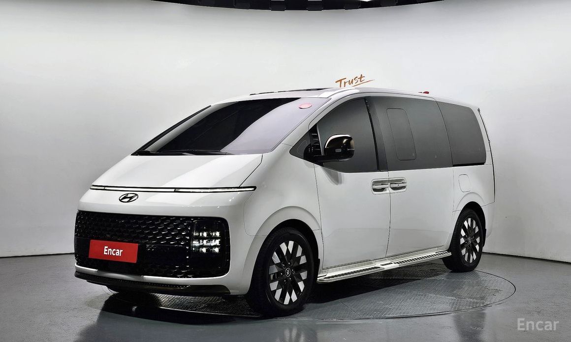 Hyundai Staria 2024