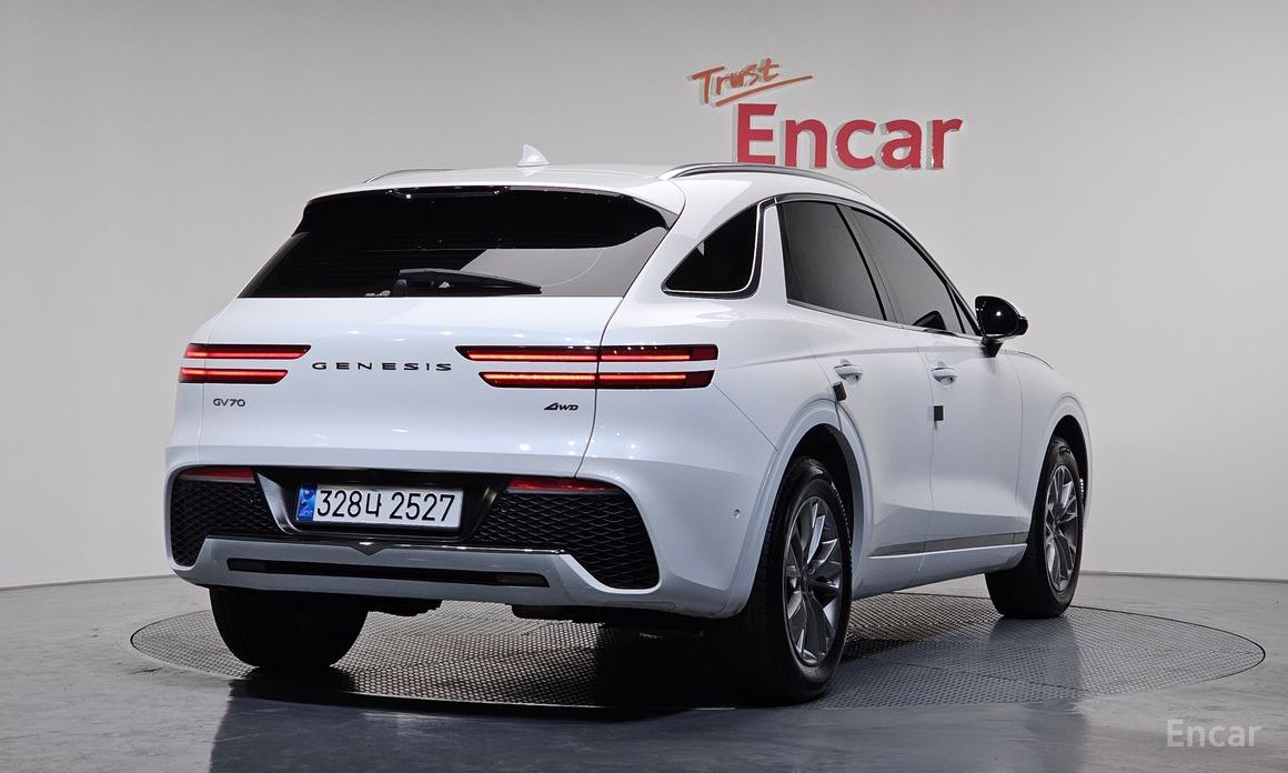 Genesis GV70 2023