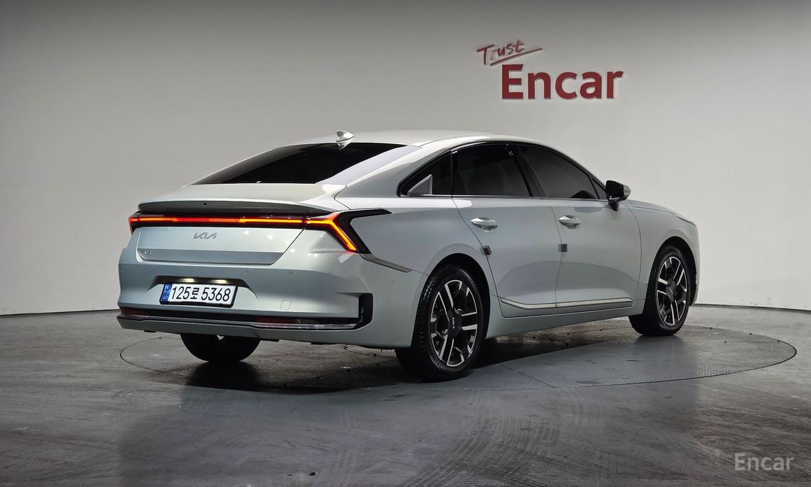 Kia K8 2025