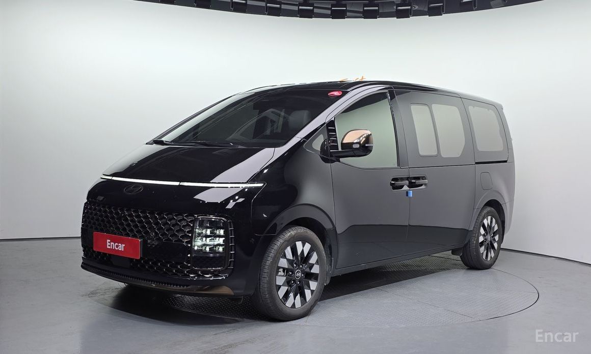Hyundai Staria 2025