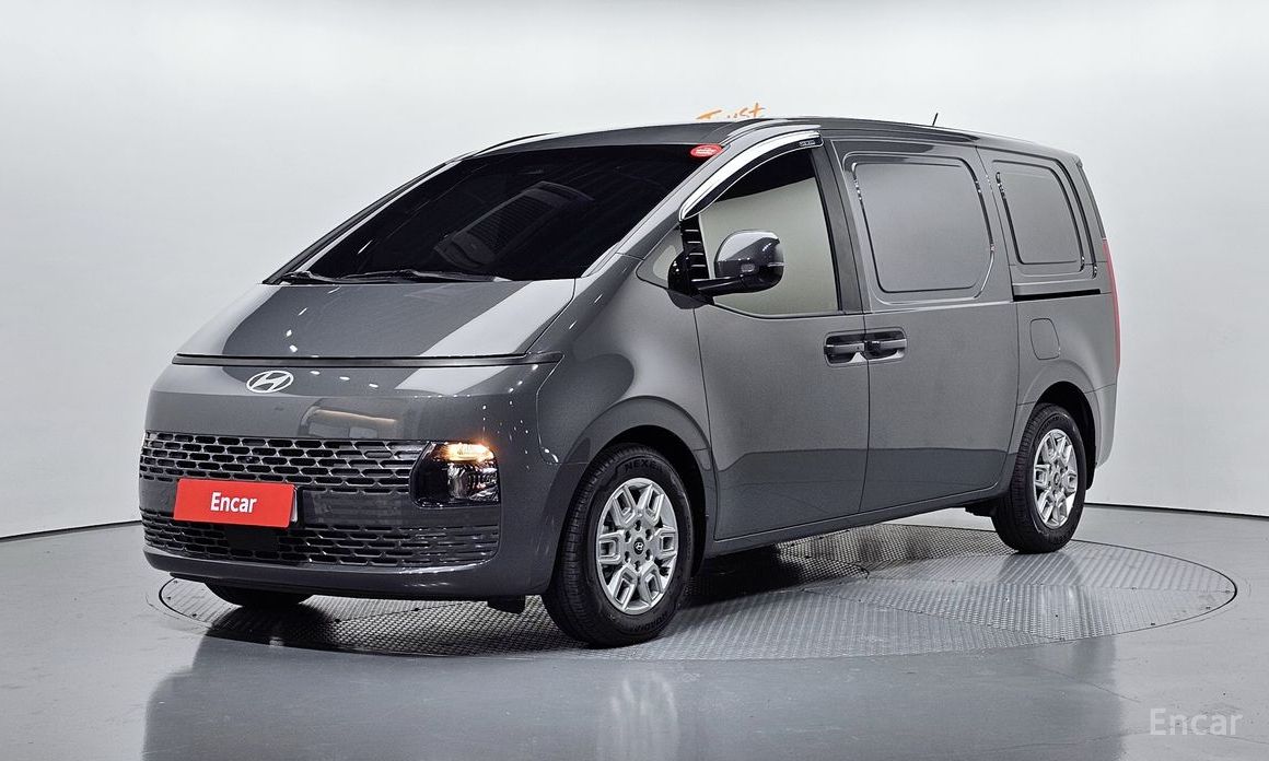 Hyundai Staria 2025
