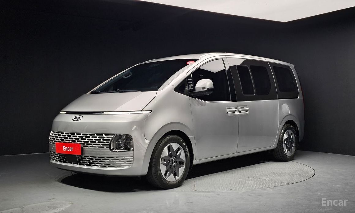 Hyundai Staria 2022