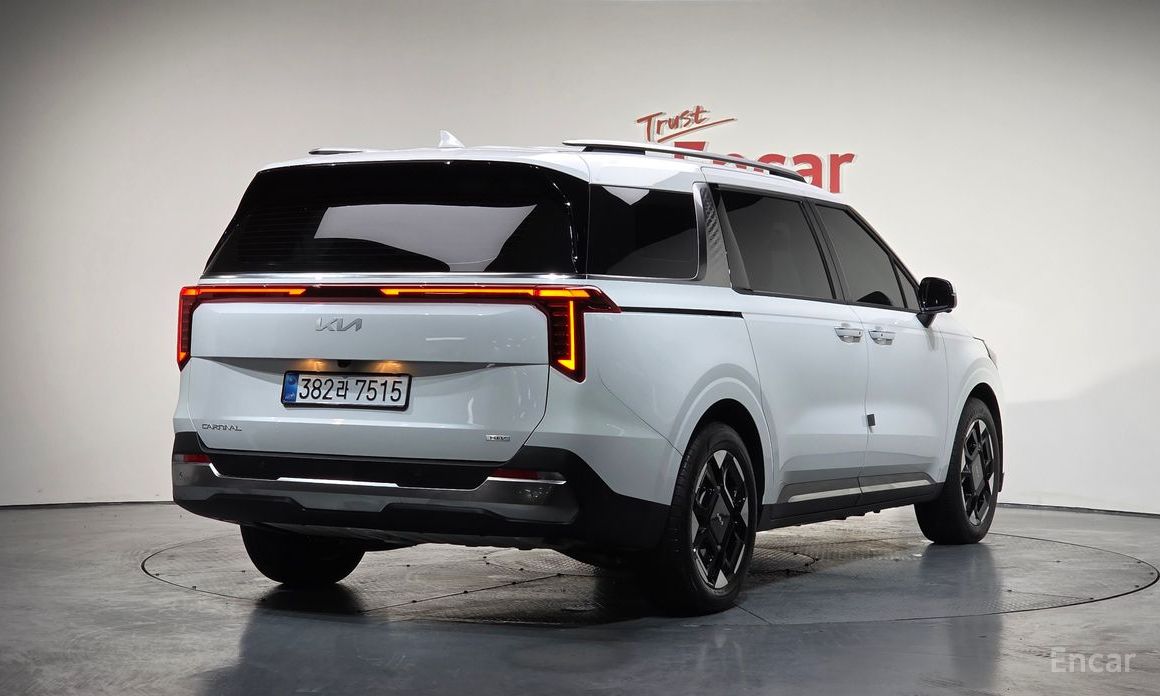 Kia Canival 2025