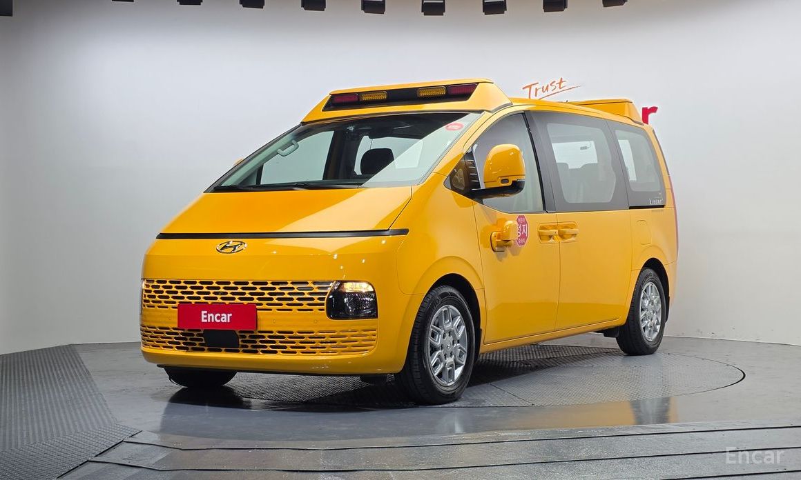 Hyundai Staria 2022