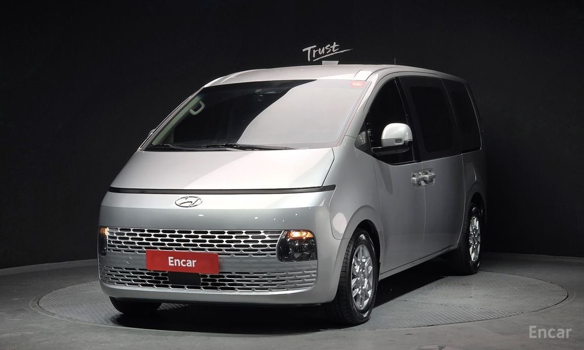 Hyundai Staria 2022