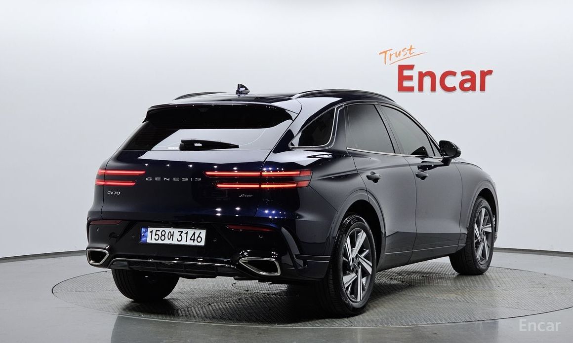 Genesis GV70 2025