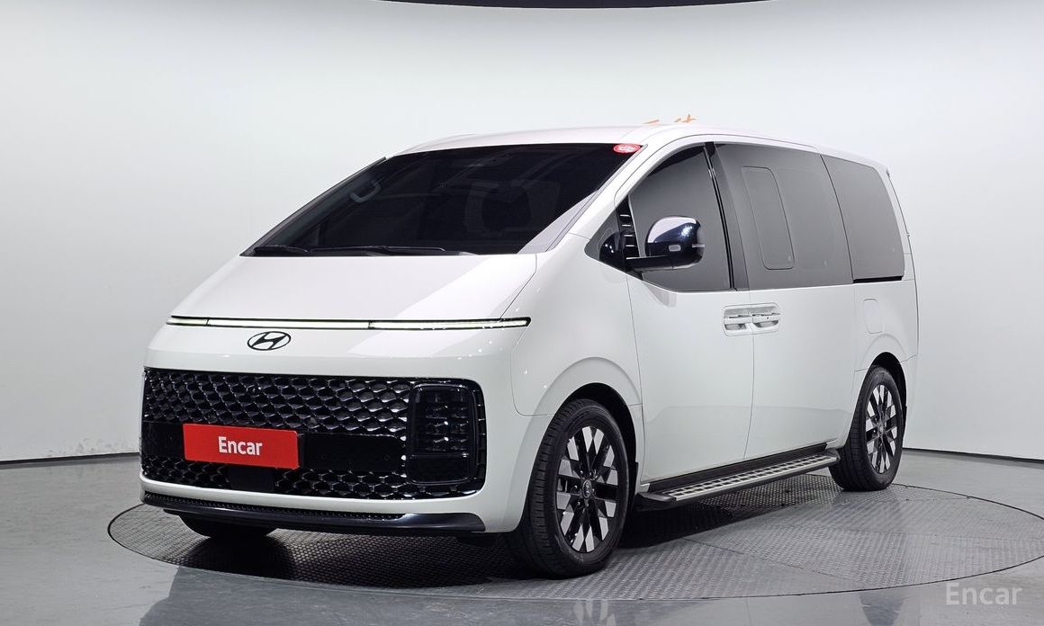 Hyundai Staria 2025