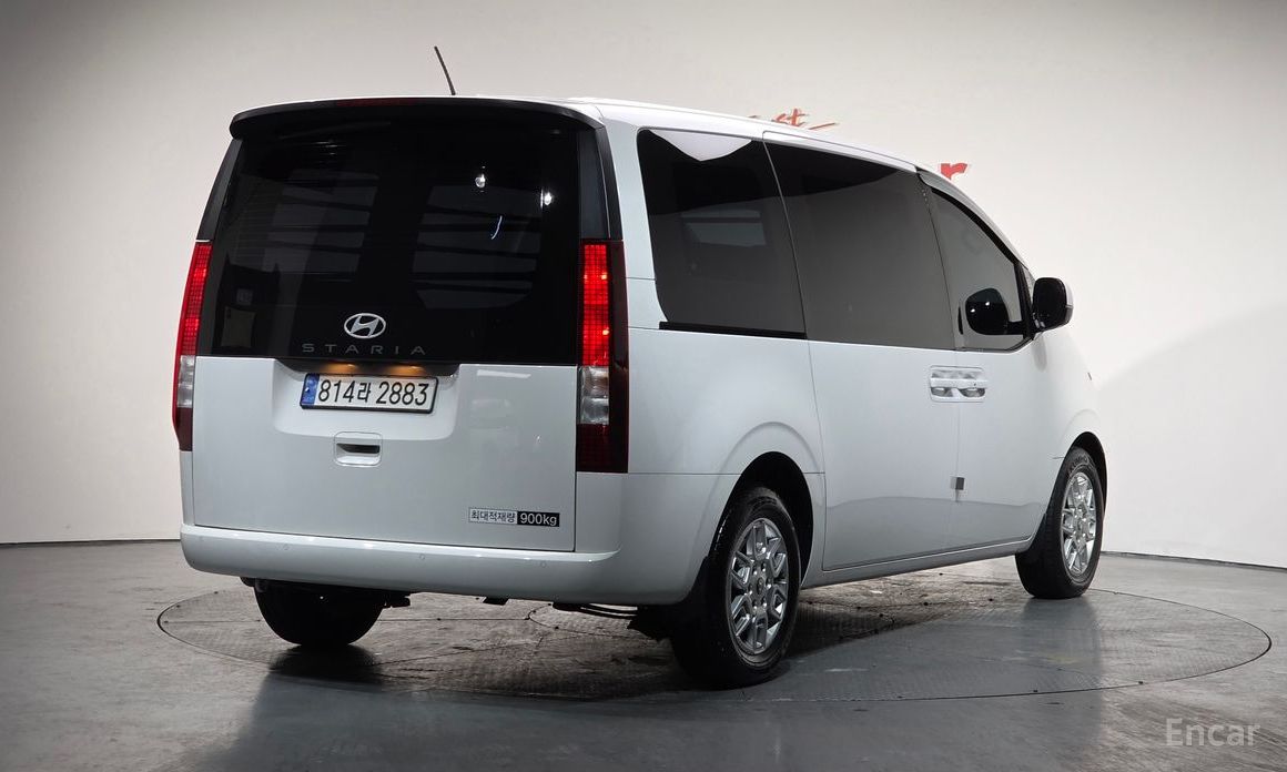 Hyundai Staria 2025