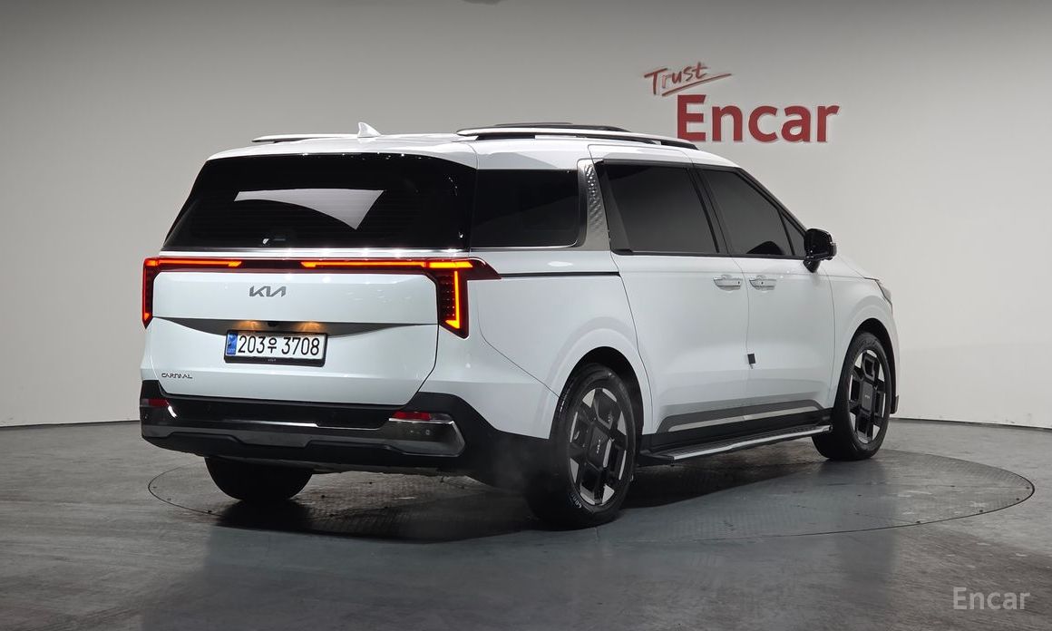 Kia Canival 2025